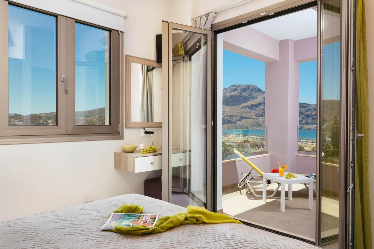 Sea View Luxury Apartments Плакиас Экстерьер фото